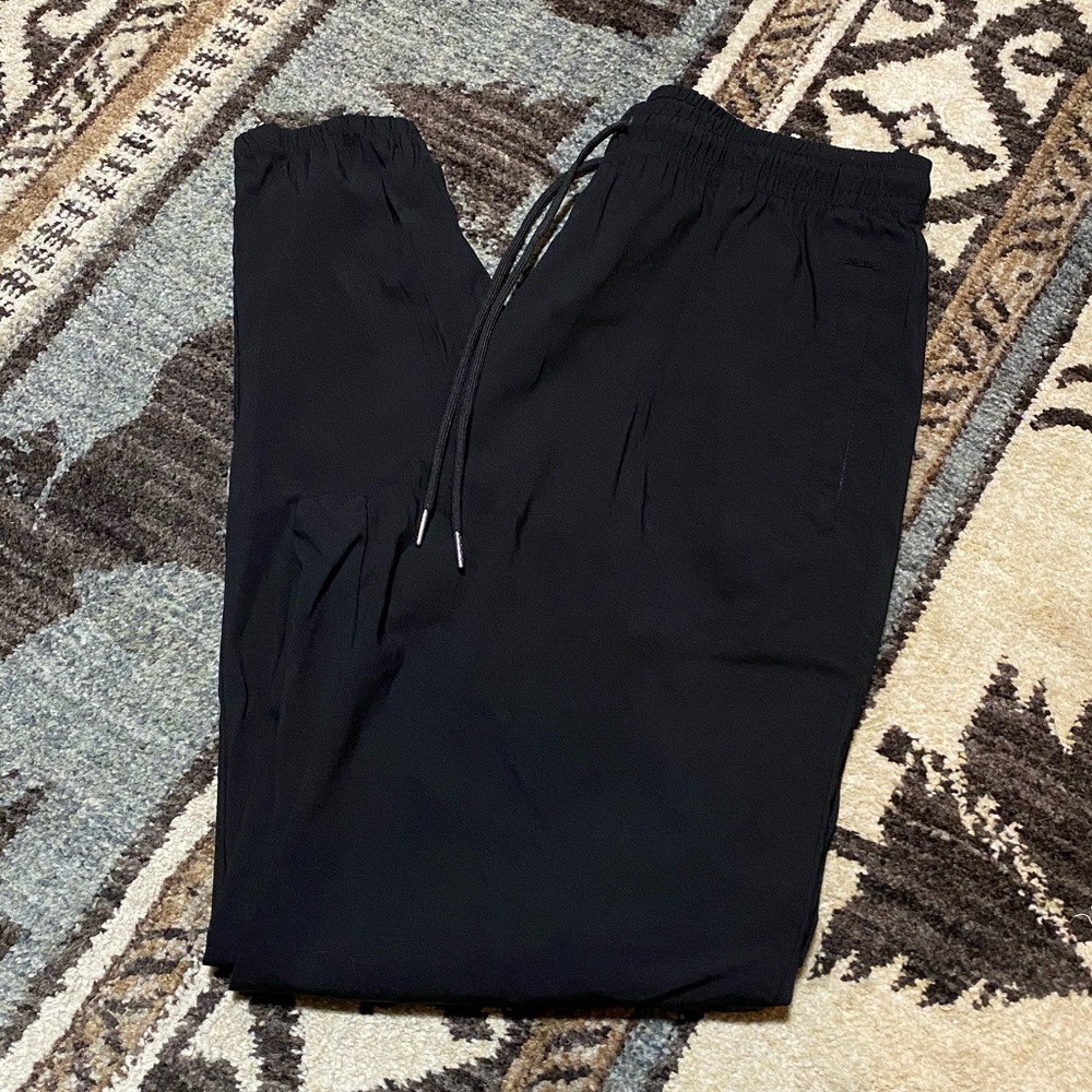 Windbreaker joggers
